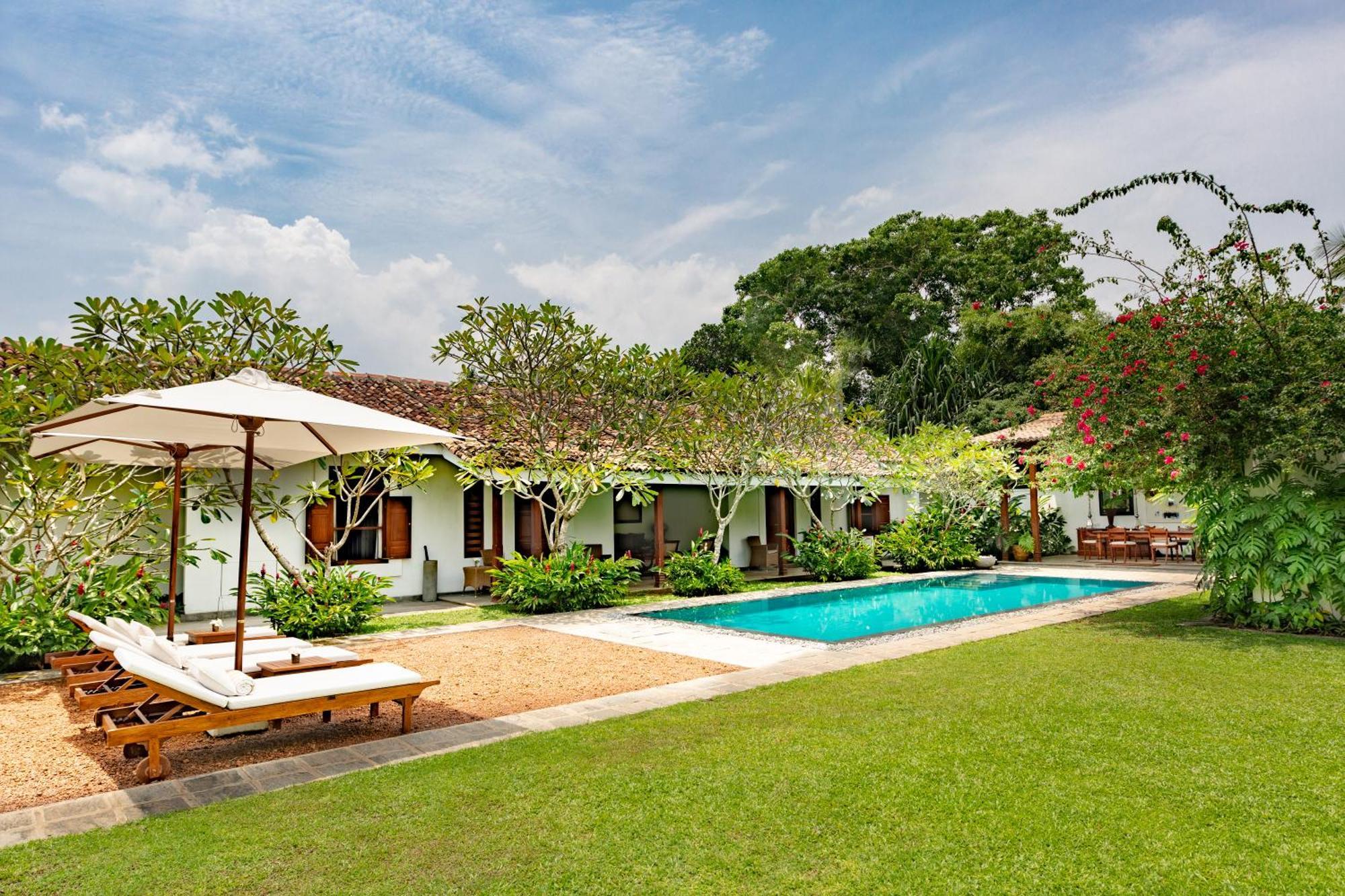 Nyne Hotels Rock Villa, Bentota Bagian luar foto