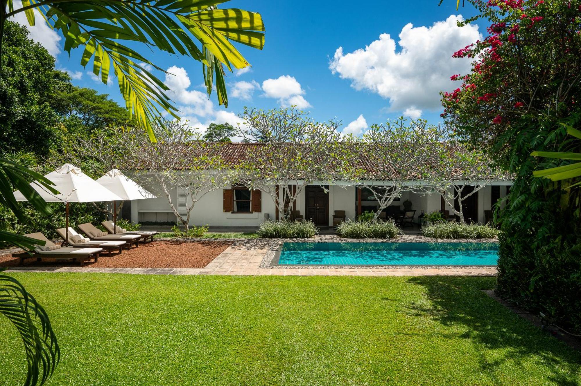 Nyne Hotels Rock Villa, Bentota Bagian luar foto