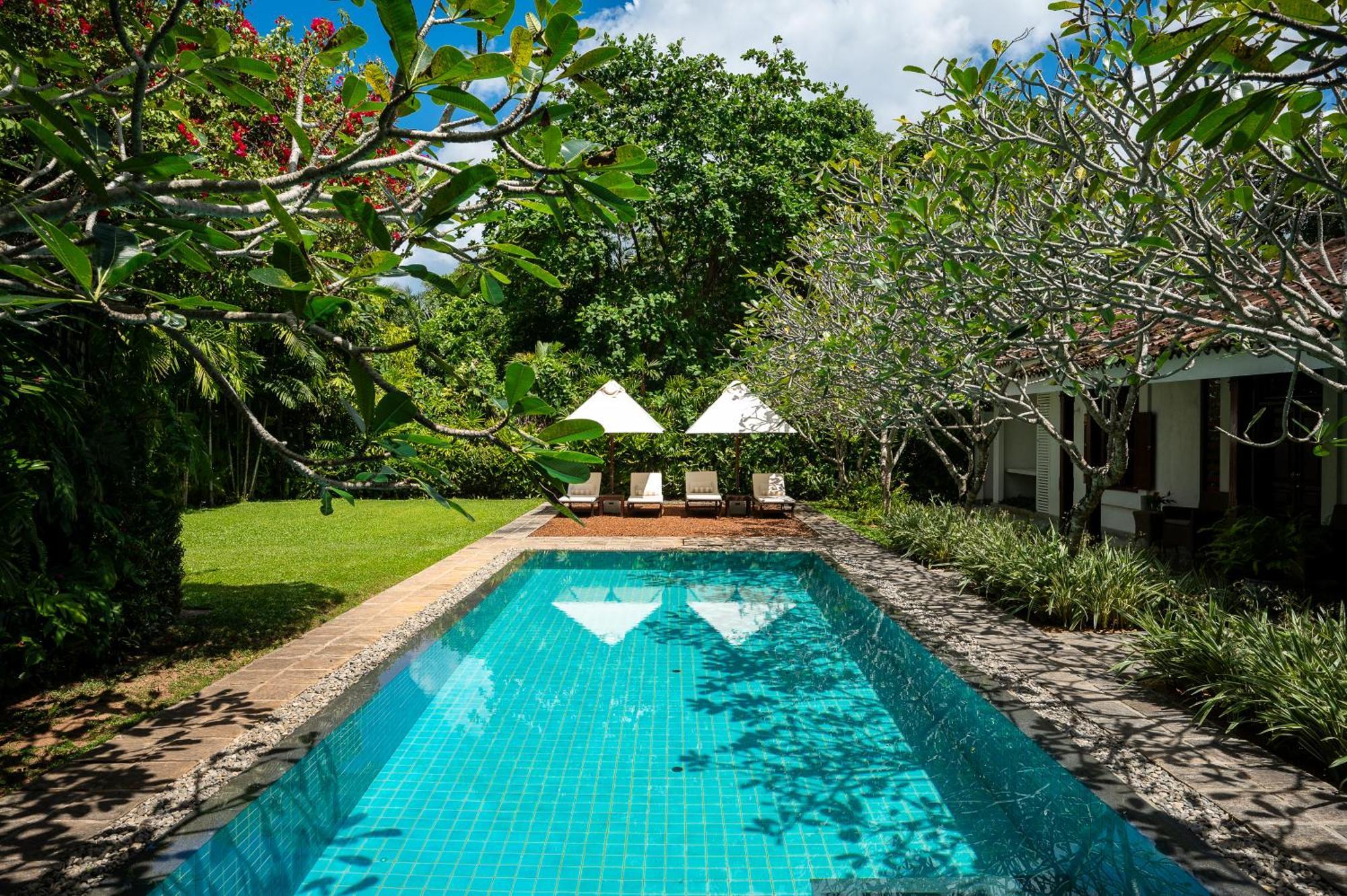 Nyne Hotels Rock Villa, Bentota Bagian luar foto