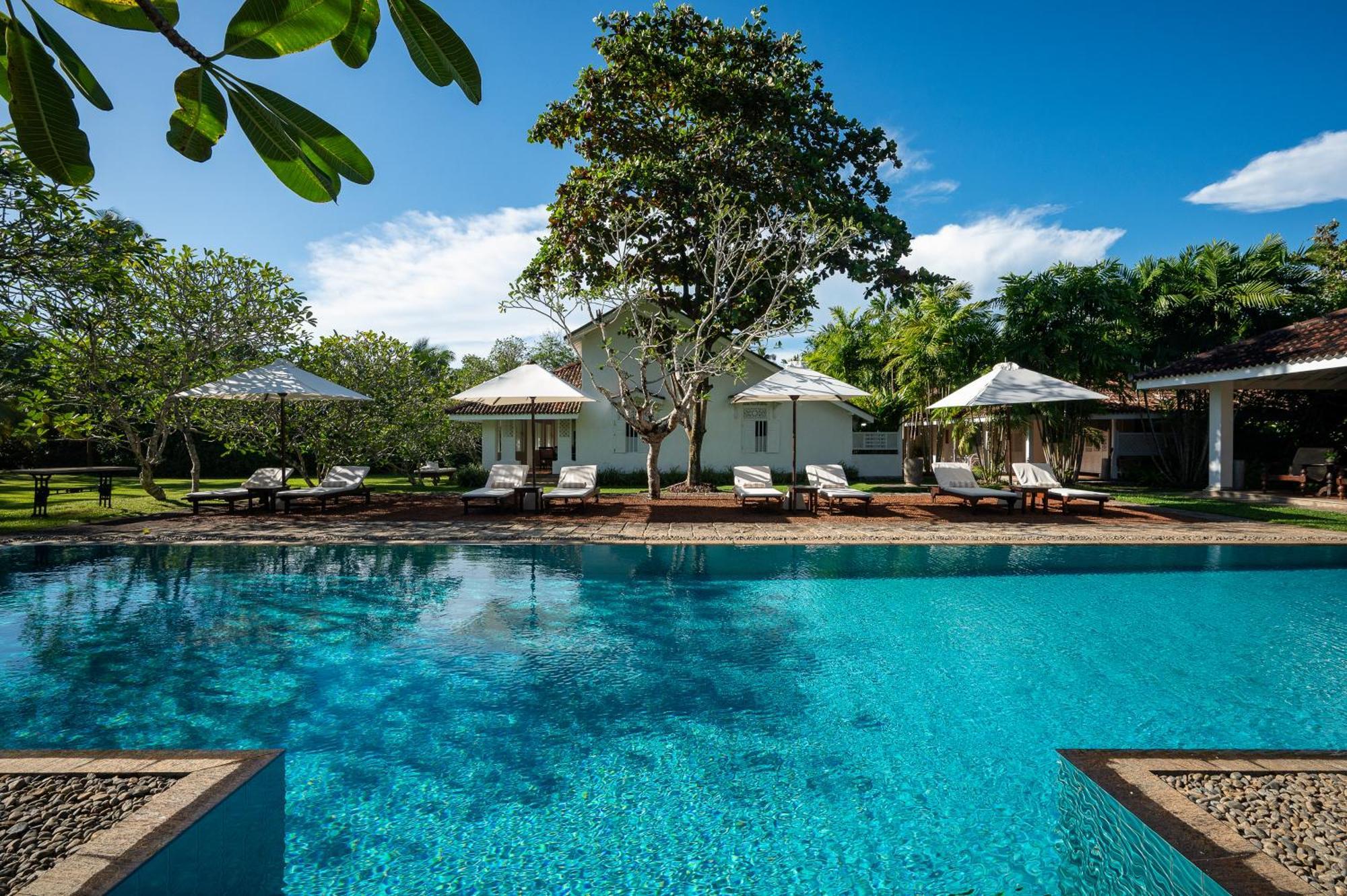 Nyne Hotels Rock Villa, Bentota Bagian luar foto
