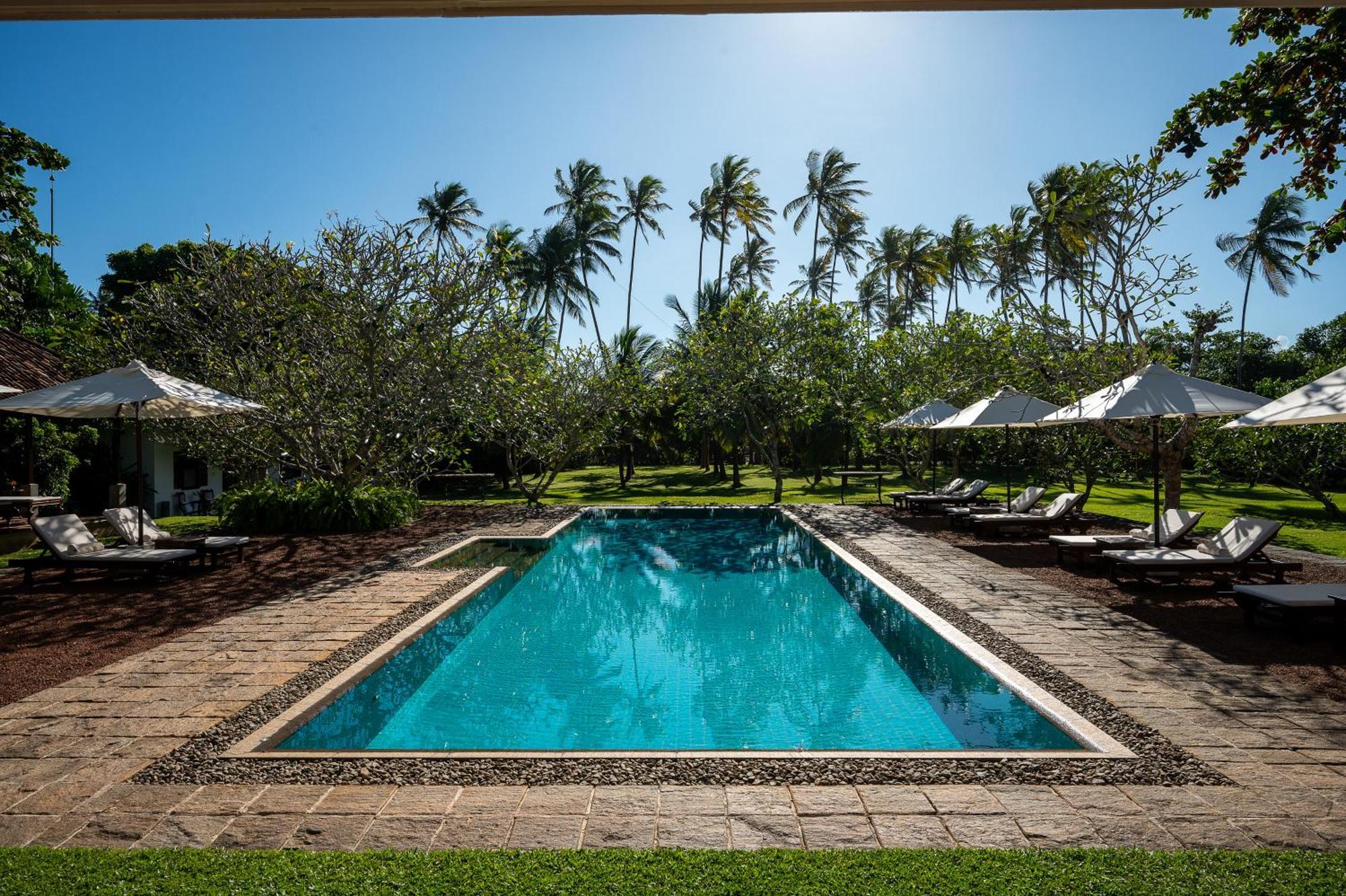 Nyne Hotels Rock Villa, Bentota Bagian luar foto