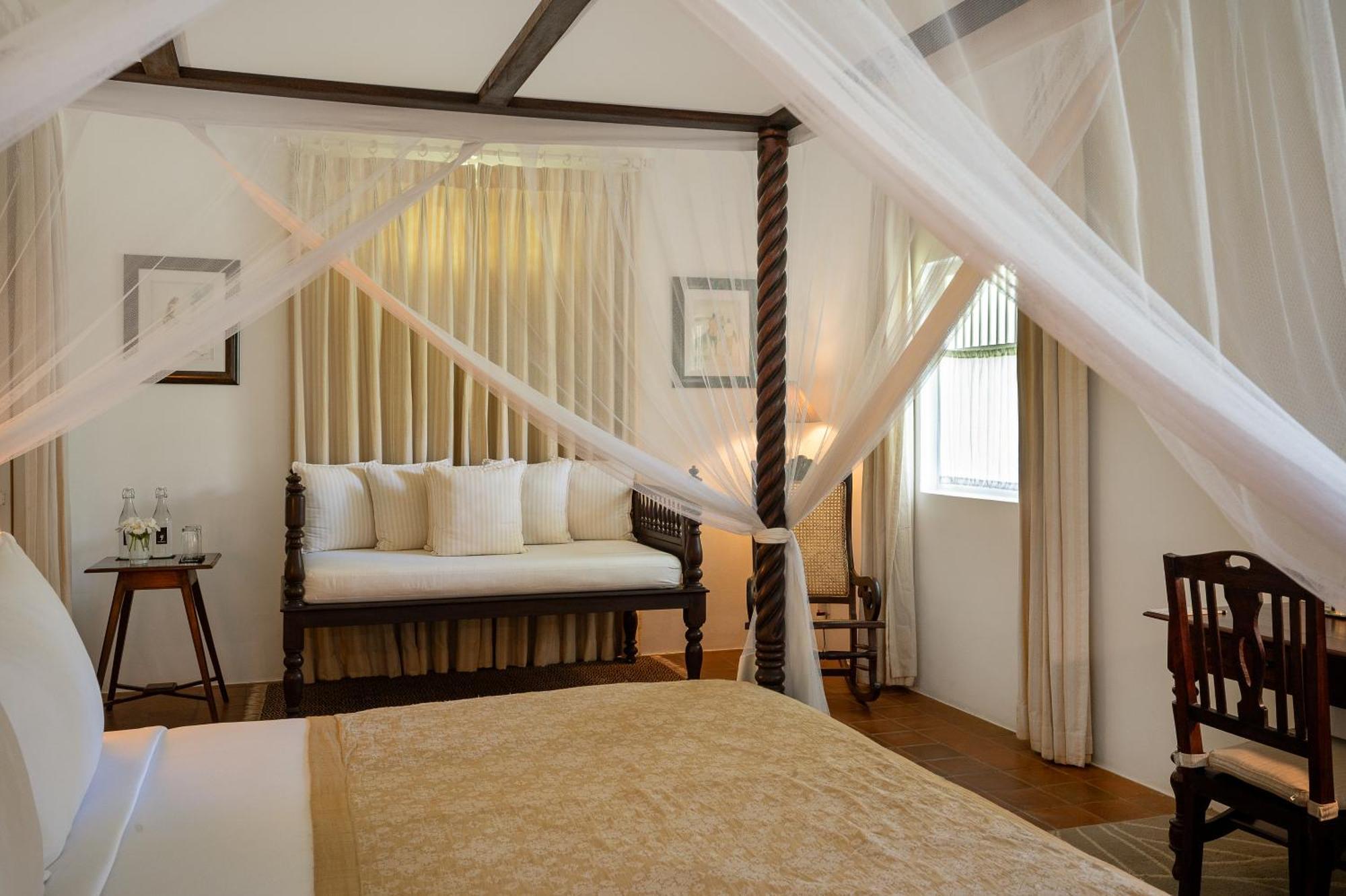 Nyne Hotels Rock Villa, Bentota Bagian luar foto