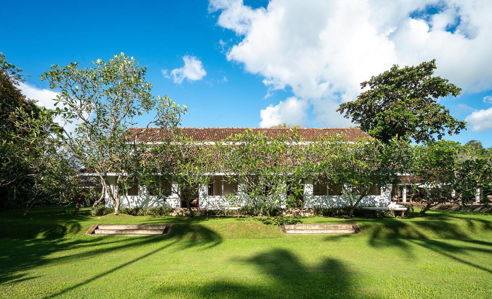 Nyne Hotels Rock Villa, Bentota Bagian luar foto
